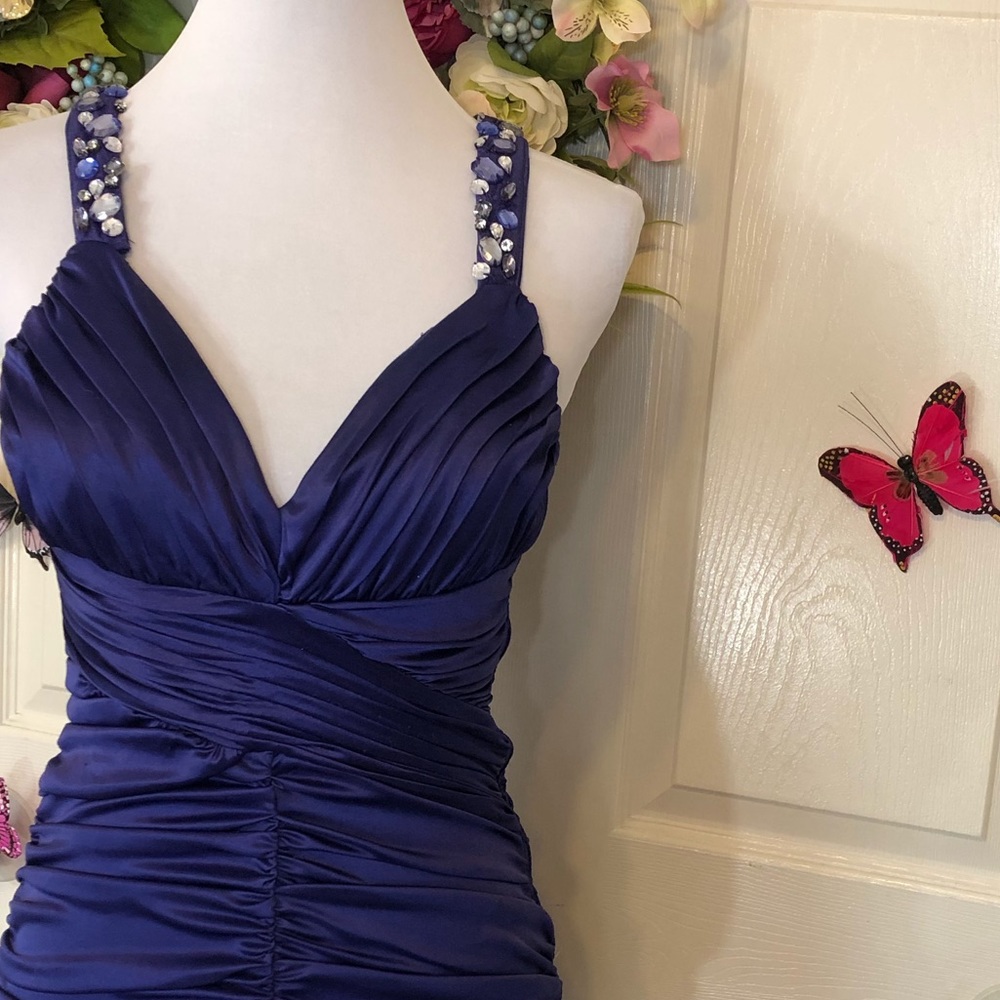 Jewel Ruched Bodycon Mini Dress - Picture 6 of 13